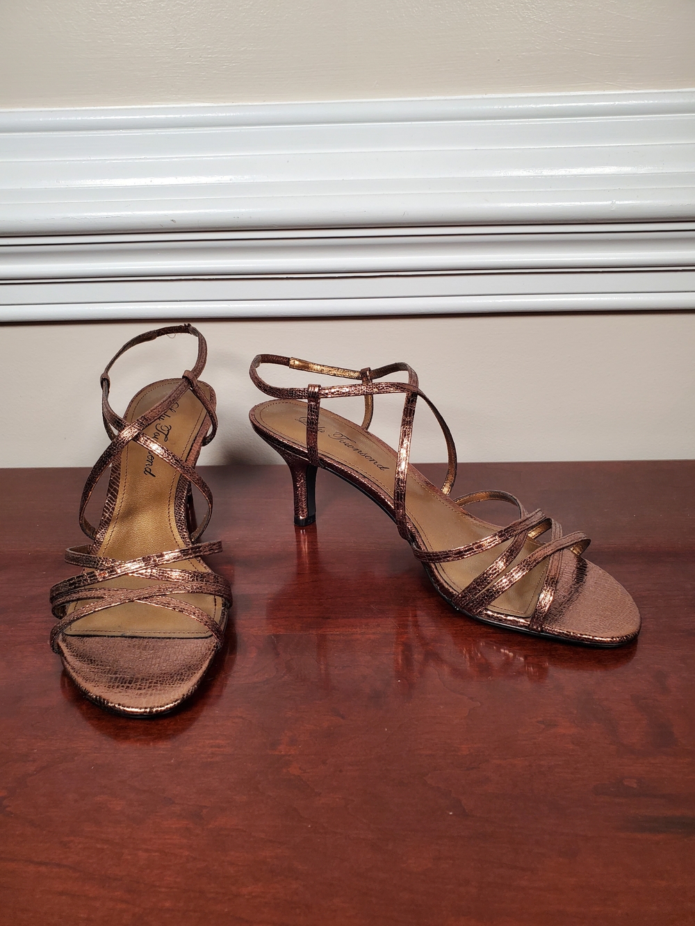 Lulu Townsend Bronze Metallic Strappy Heels Pumps 7.5 M